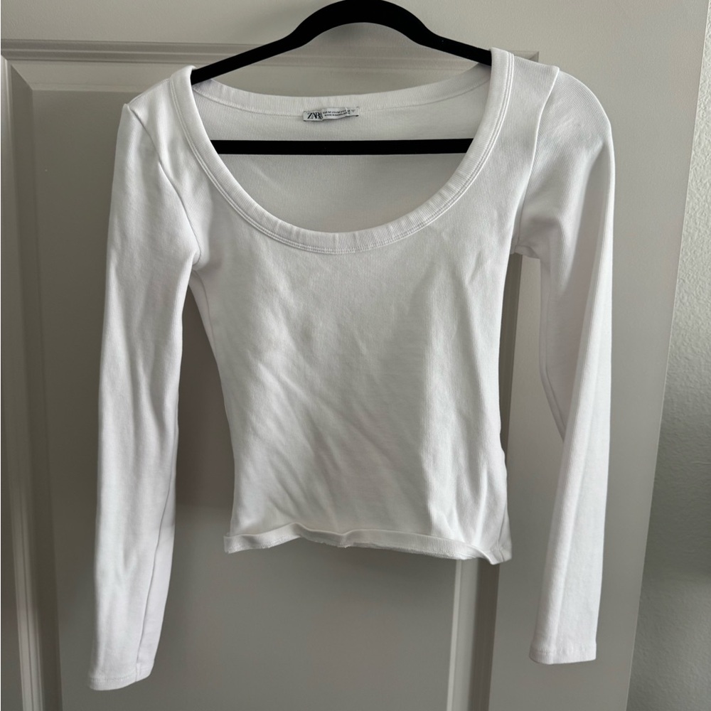 Zara White Scoop Neck Long-Sleeve Top